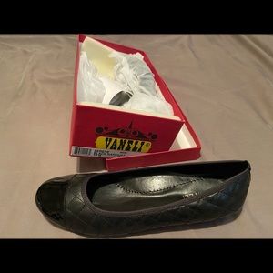 VAN ELI Serene Black Napa/PT 10M